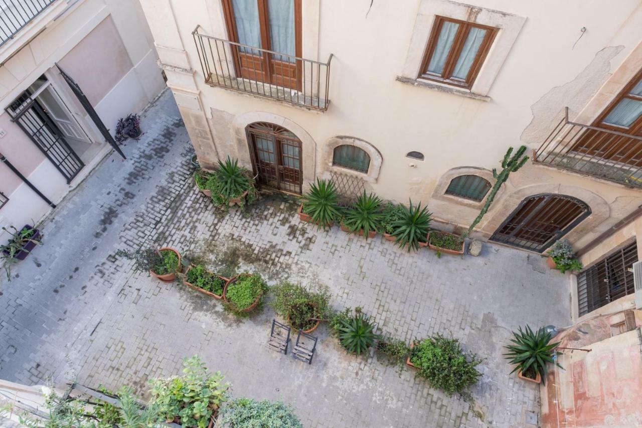 Casa Siciliana Alla Giudecca Apartment Сиракуза Екстериор снимка